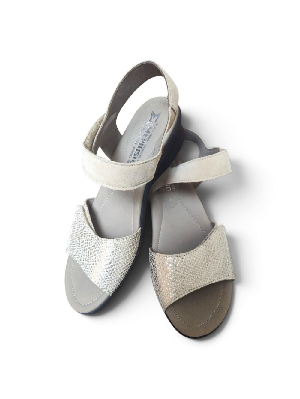 🔥🔥NWOT MEMPHISTO Patty Beige Leather Sandals- 37 (6.5)